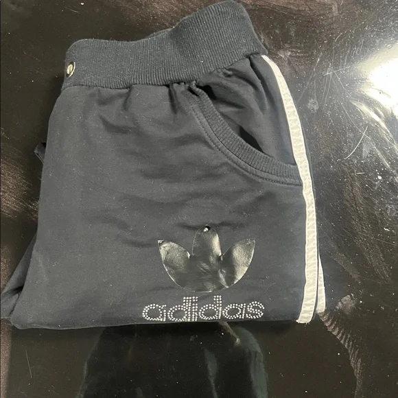 Adidas Women’s Black Sweatpants - Picture 2 of 4